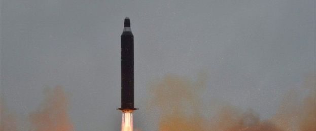 வட கொரியாவின் ஏவுகணை சோதனை