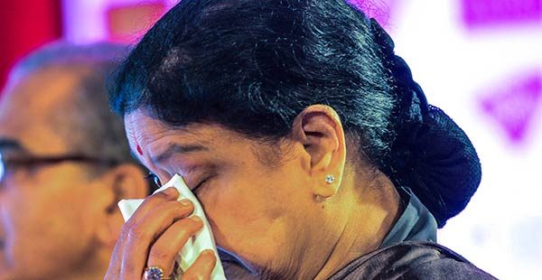 அதிமுக பொதுச்செயலாளர் சசிகலா