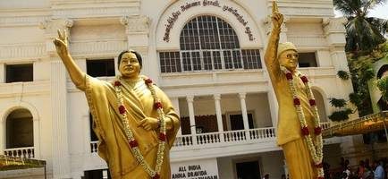 சசிகலா ஆதரவாளர்கள்