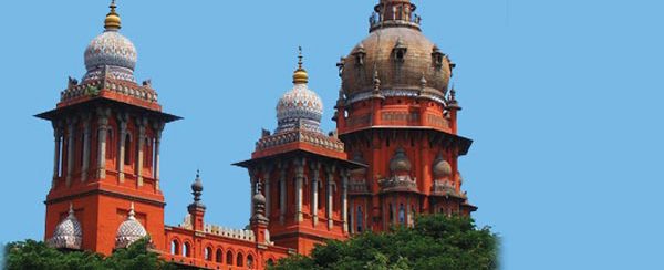 சென்னை ஐகோர்ட்டில்