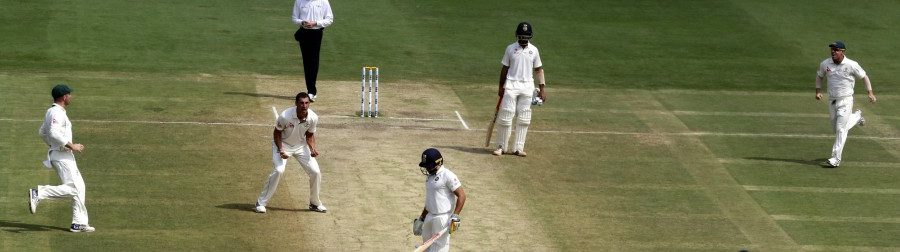 பெங்களுரு டெஸ்ட் போட்டி - இந்திய அணி