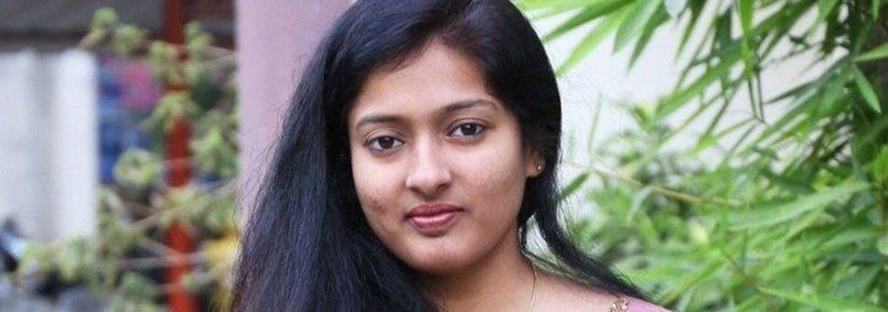 நடன ஆடும் பெண்களின் உண்மை கதை - காயத்ரி ரகுராம்