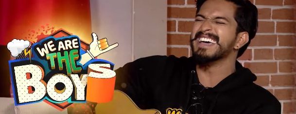 வி ஆர் தி பாய்ஸ் குழு