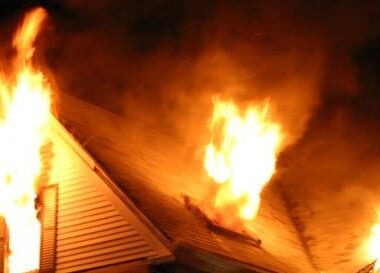 வெள்ளவத்தை குடியிருப்பில் தீ விபத்து!