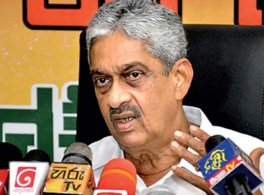 எந்த அரசு ஆட்சியில் இருந்தாலும் அனர்த்தத்தைத் தடுக்க முடியாது! - சரத் பொன்சேகா