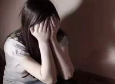 சொந்த மகள்களுக்கு இழைக்கப்பட்ட கொடூரம்: தந்தையின் வெறிச்செயல்